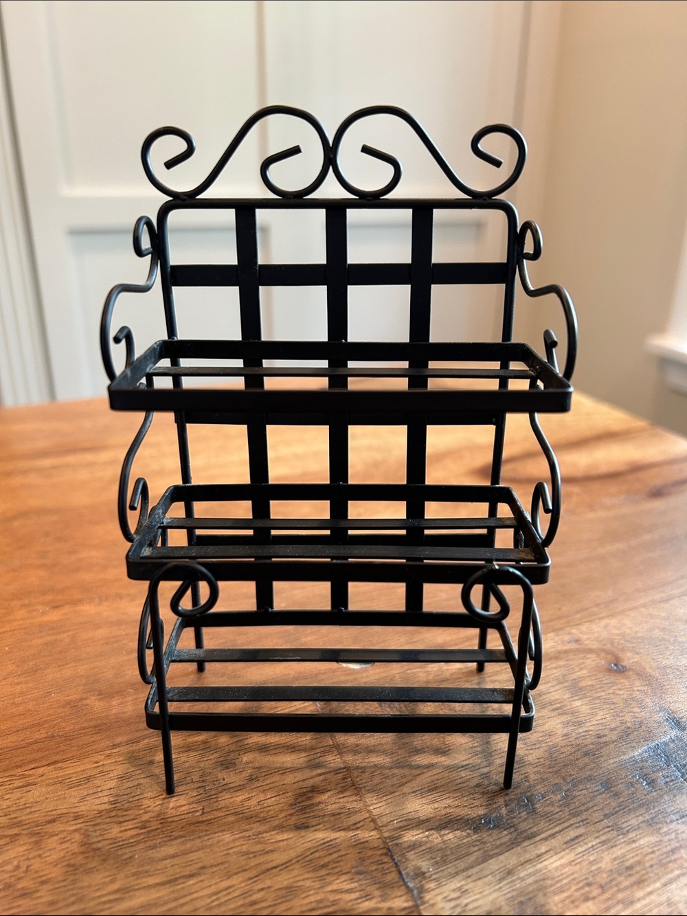 Vtg Wrought Iron French Baker’s Rack, Lot of 18 Dollhouse Furniture - Picture 2 of 9